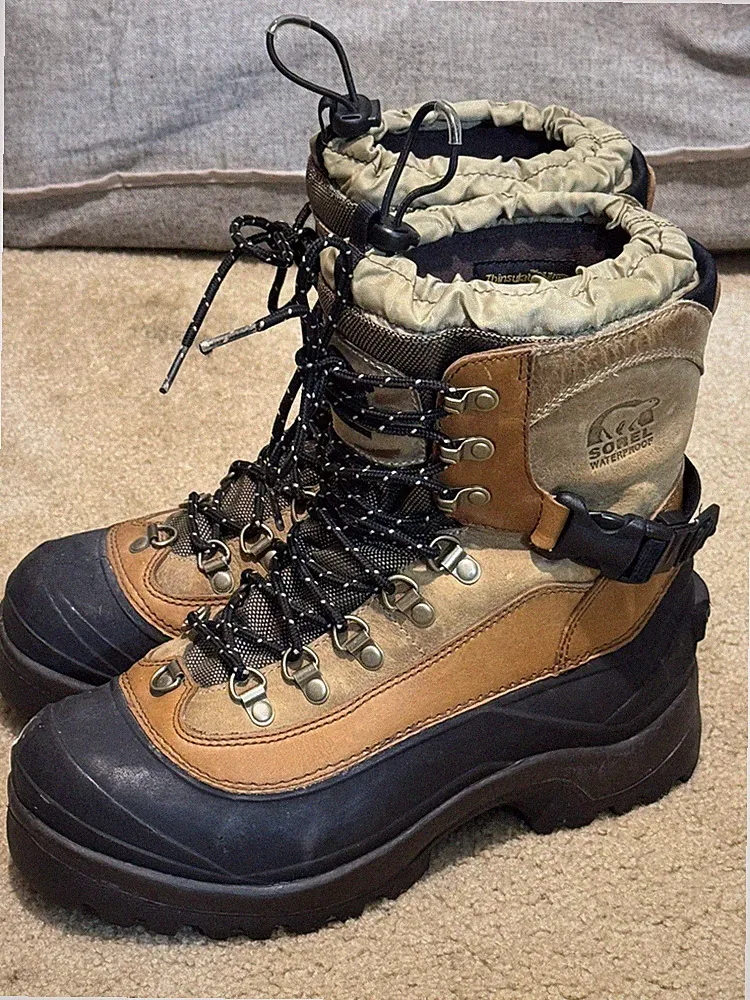SOREL Men’s Size 9 Conquest Waterproof Insulated Winter Boots Outdoor Hike Work